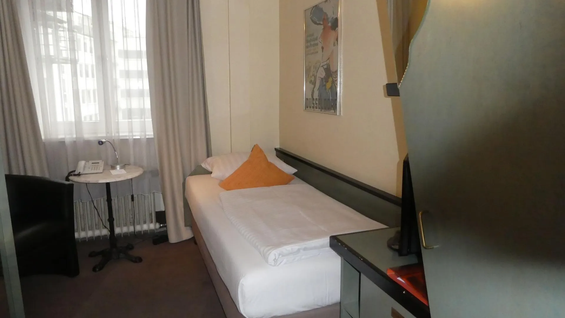 Hotel Monopol City Centre Dusseldorf