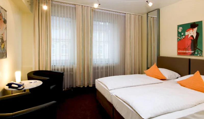 Hotel Monopol City Centre Dusseldorf 3*,  Germany